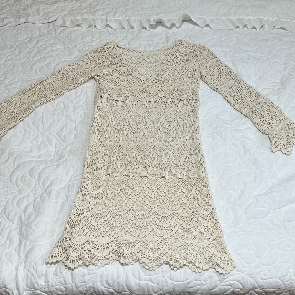Crochet Lace Boho Coverup - Picture 9 of 9